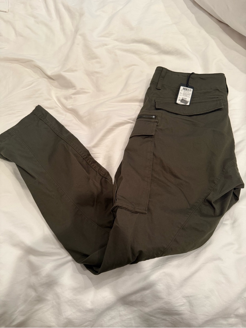 Men’s G-Star Raw Rovic Zip 3D Reg Tapered Cargo Pants. Size 31x32. NWT